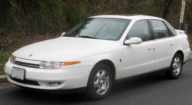 Saturn 2000-2002 L系列车型。(维基百科)