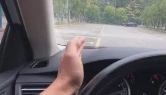 2019062416395071.jpg